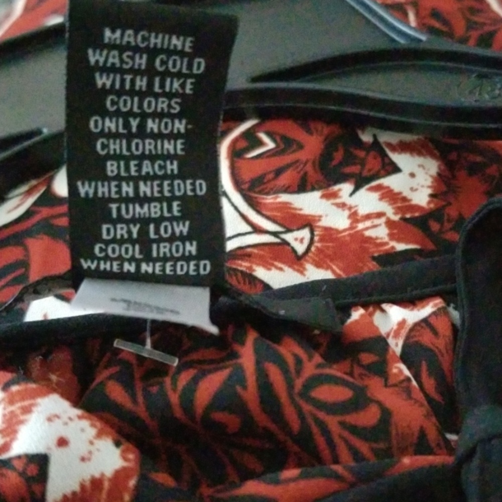 INC Print Top - New - Picture 6 of 6